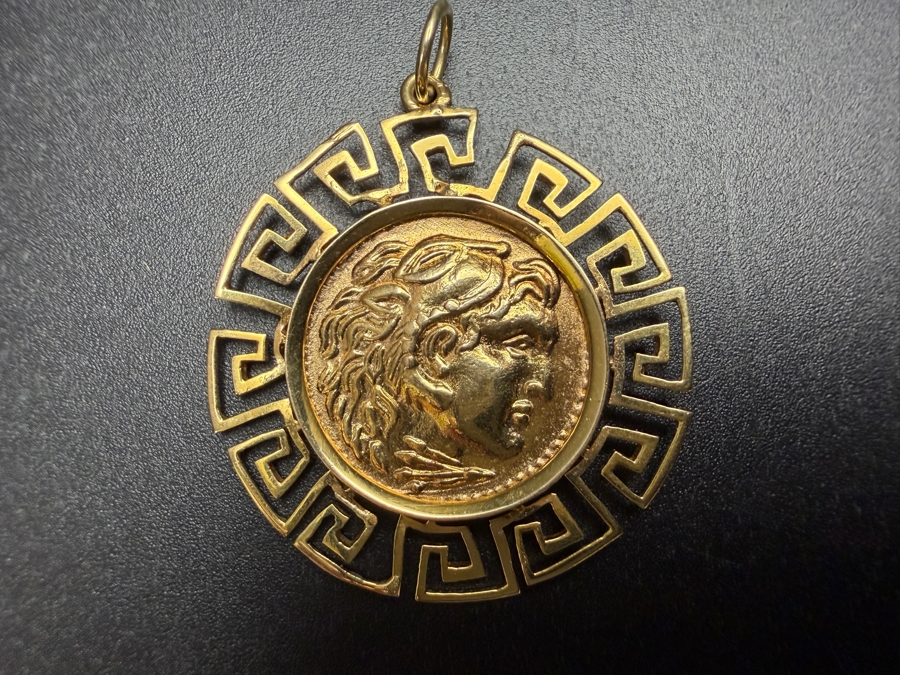 18k Gold Greek Coin Pendant 3.6g [Photo 2]