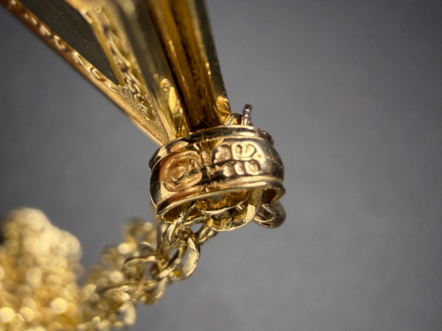 14k Gold 20' Chain Necklace With 14k Gold Holy Bible Pendant 5.3g ($450 Melt Value) [Photo 10]