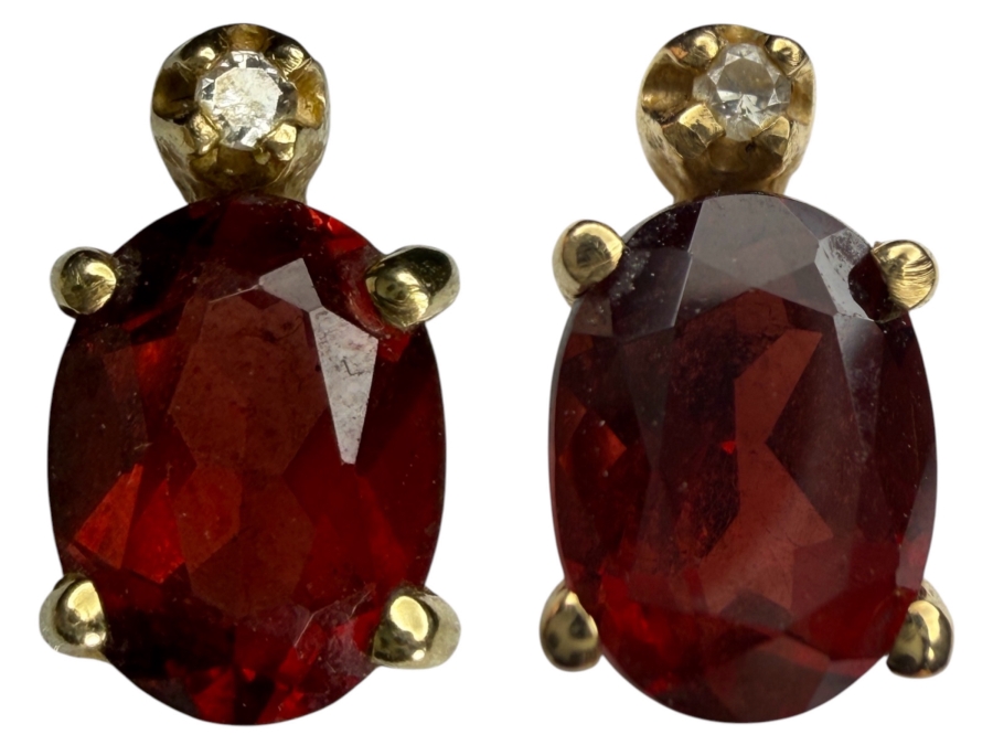 14k Gold Garnet Earrings 2.1g