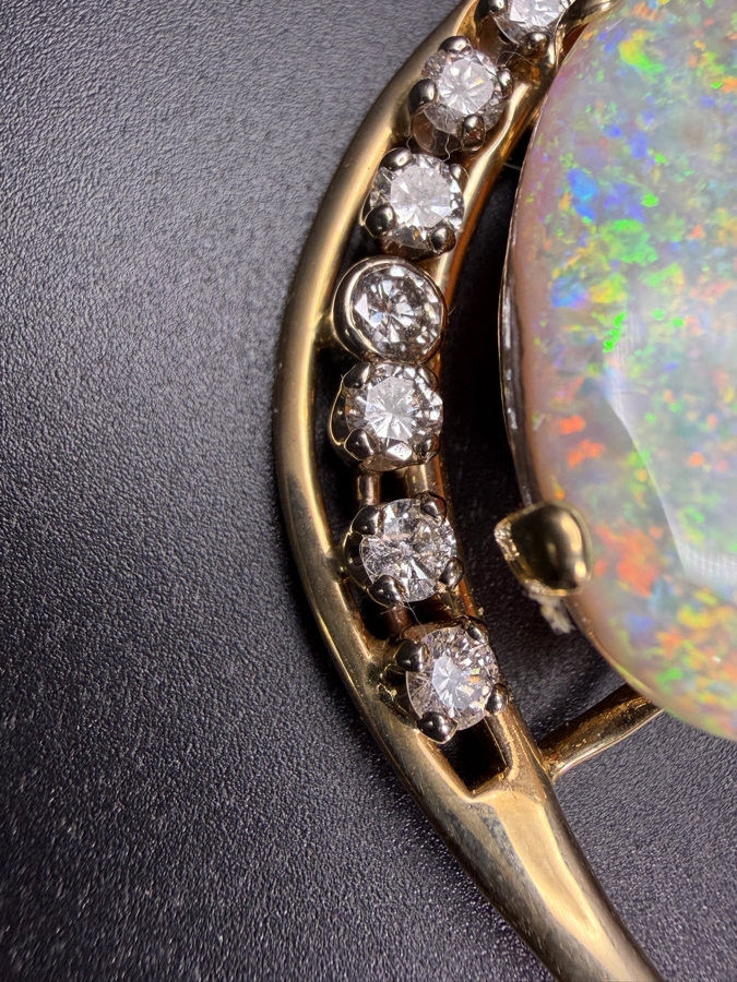 Stunning Large 14k Gold Natural Opal Pendant With (7) Diamonds Apx. 1.05cttw - Opal Is Apx. 10ct - 2.5'L Total Weight 18g Retails $4,000 [Photo 3]