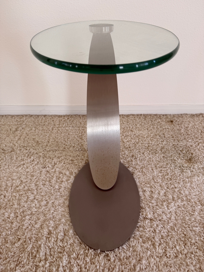 Modern Scoop Accent Table 19W X 12D X 21H [Photo 2]