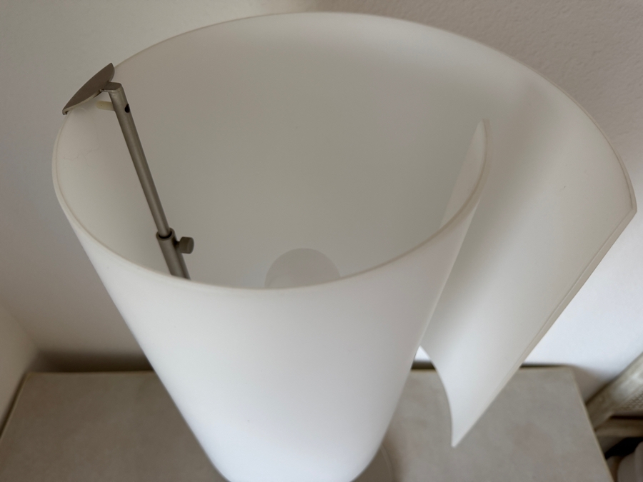 Leucos Diane T1 Modernist Contemporary Table Lamp With Sculpted Hand-Blown Glass Shade Designed By Roberto Pamio Made In Italy 27.5'H Retails $1,400 [Photo 5]