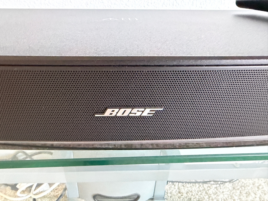 BOSE Solo 15 TV Sound System In Black [Photo 3]