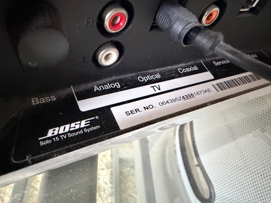 BOSE Solo 15 TV Sound System In Black [Photo 6]