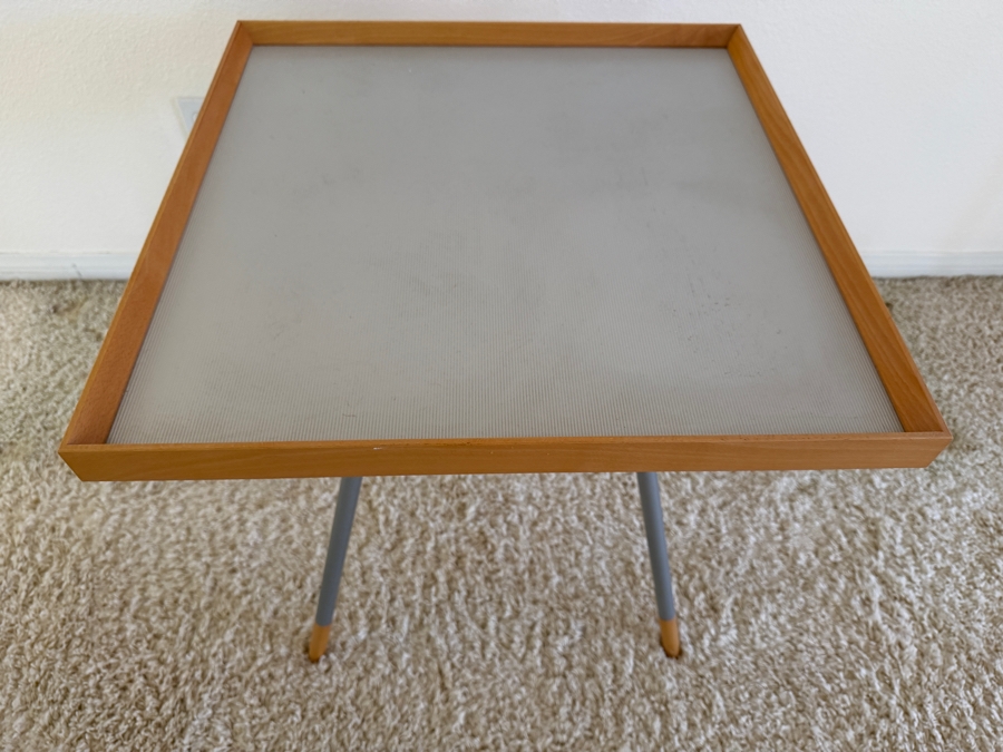 Contemporary Modernist End Table 23.5W X 23.5D X 23.5H [Photo 3]