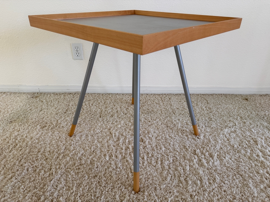 Contemporary Modernist End Table 23.5W X 23.5D X 23.5H [Photo 6]