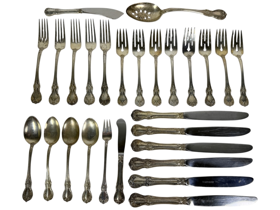 Towle Sterling Silver 'Old Master' Flatware Service (762.8g Of Sterling Silver ($1,730 Melt Value) & 455.6g Of Sterling Handled Knives)