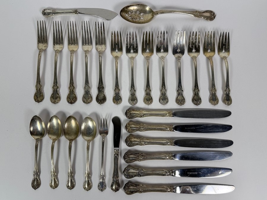 Towle Sterling Silver 'Old Master' Flatware Service (762.8g Of Sterling Silver ($1,730 Melt Value) & 455.6g Of Sterling Handled Knives) [Photo 2]