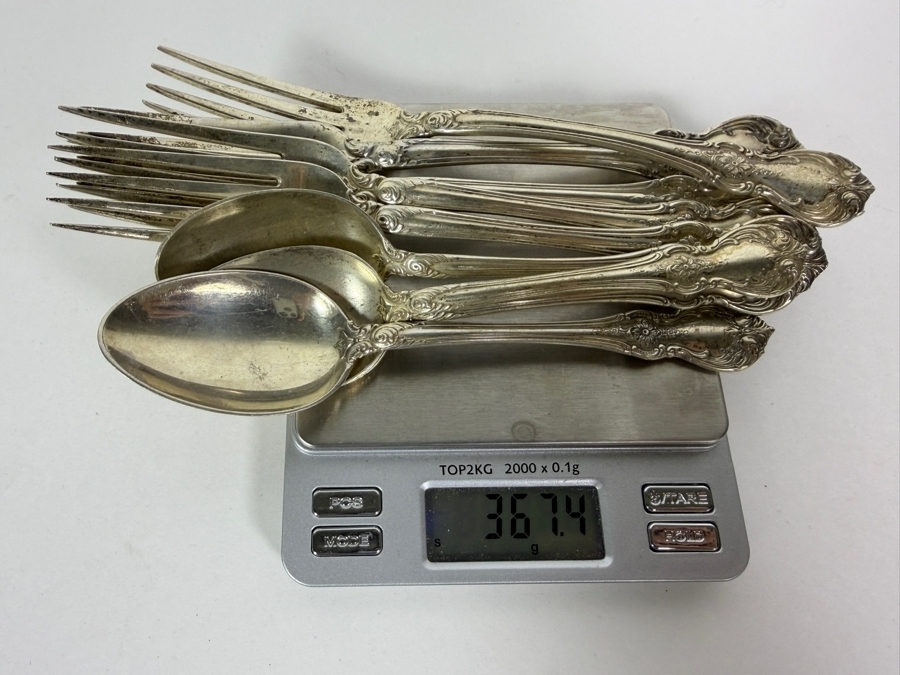 Towle Sterling Silver 'Old Master' Flatware Service (762.8g Of Sterling Silver ($1,730 Melt Value) & 455.6g Of Sterling Handled Knives) [Photo 14]