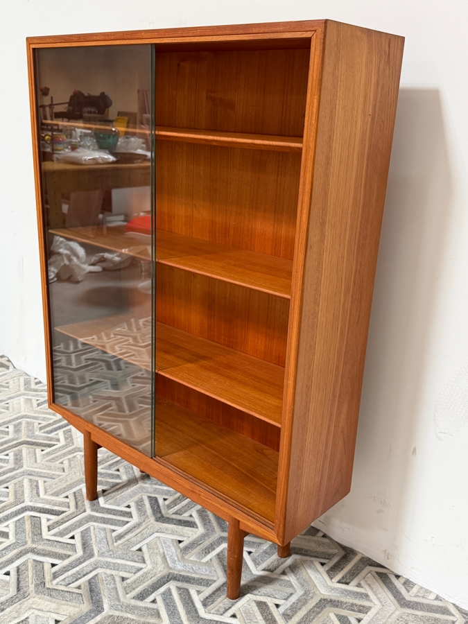 Danish Mid-Century Modern Teak Library Bookase By Borge Mogenson For Soborg Mobelfabrik 39.5W X 13D X 57H [Photo 5]