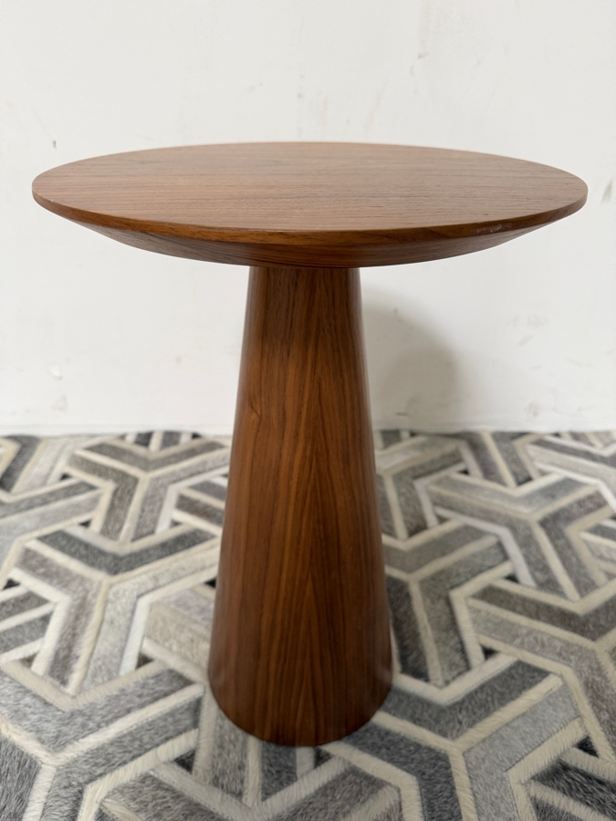 Mobital Tower Medium End Table In Walnut 20H [Photo 3]