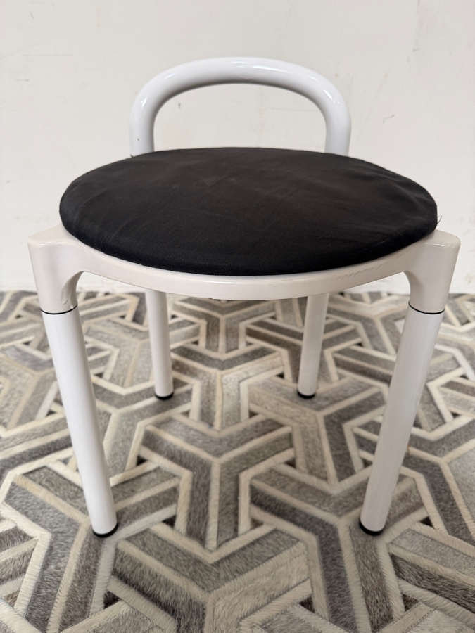 Kartell Polo Stool Designed By Anna Castelli Ferrieri 18' Stool Height [Photo 3]