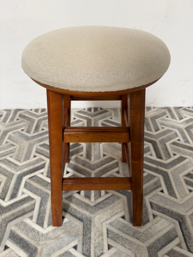 Wooden Swivel Counter Height Stool 25H [Photo 4]