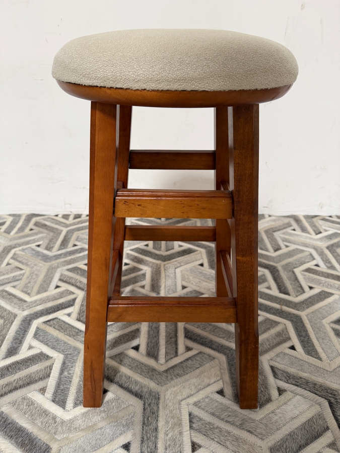 Wooden Swivel Counter Height Stool 25H [Photo 3]