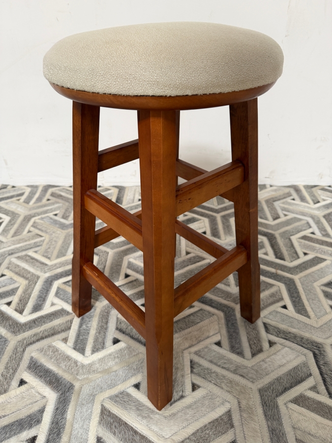 Wooden Swivel Counter Height Stool 25H [Photo 2]