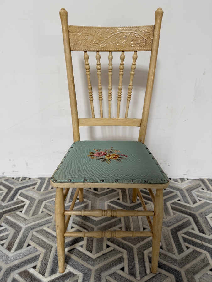 Antique Victorian Era Needlepoint Seat Chair [Photo 2]
