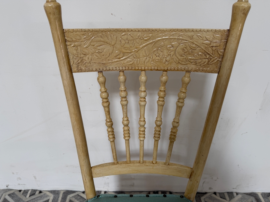 Antique Victorian Era Needlepoint Seat Chair [Photo 4]
