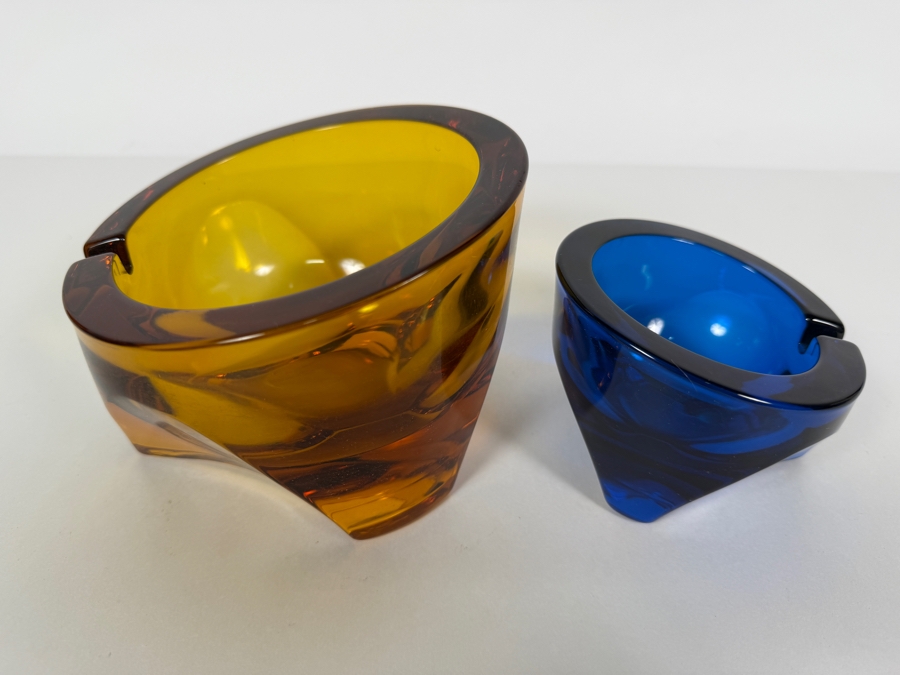 Pair Of Vintage Viking Art Glass Tripod Orb Ashtrays 5.5W & 4W [Photo 5]