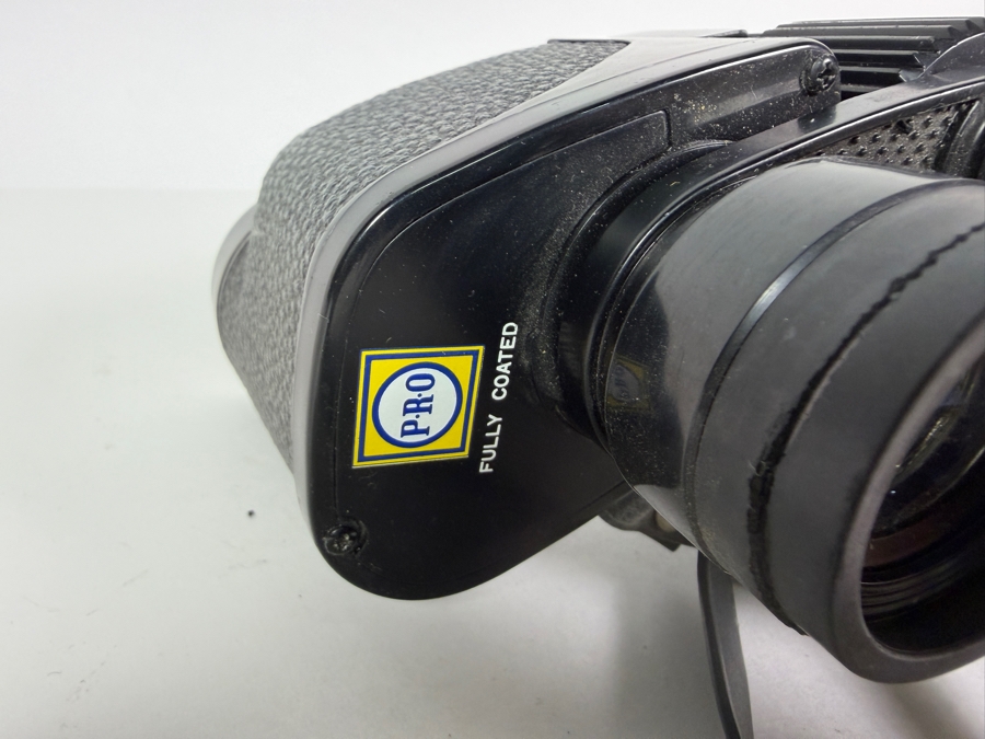 Promaster 7 x 35 Extra Wide Angle Binoculars Model No. 770P [Photo 4]
