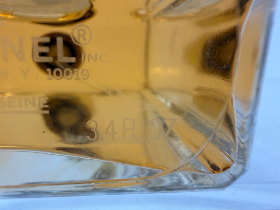COCO Mademoiselle Chanel Paris Eau de Parfum 3.4 Fl. Oz. [Photo 6]