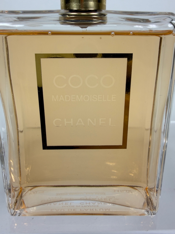 COCO Mademoiselle Chanel Paris Eau de Parfum 3.4 Fl. Oz. [Photo 2]