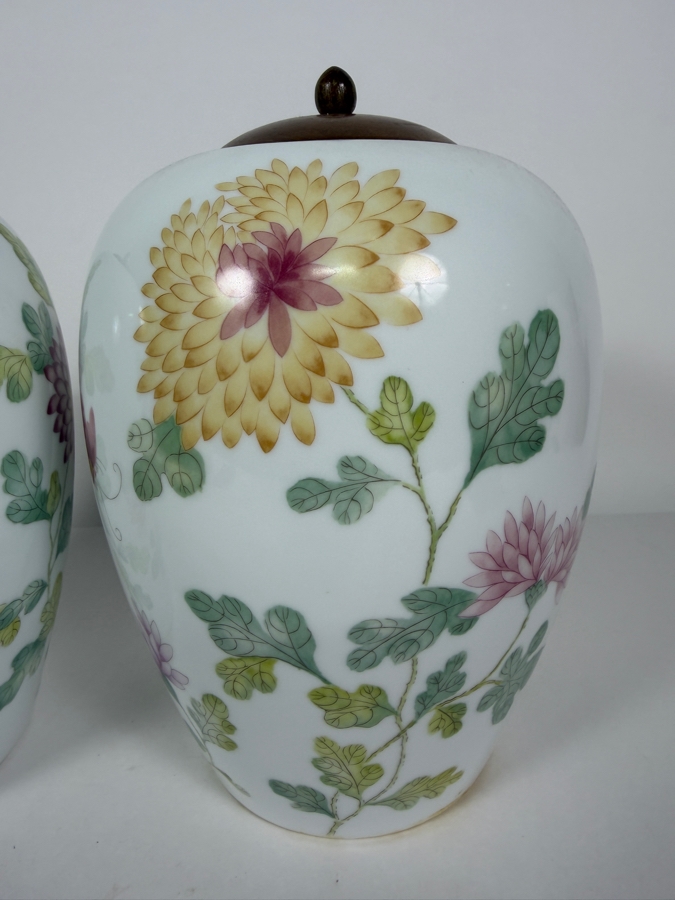 Pair of Vintage Gallery Originals Chrysanthemum Floral Porcelain Lidded Ginger Jars, 10'H [Photo 2]