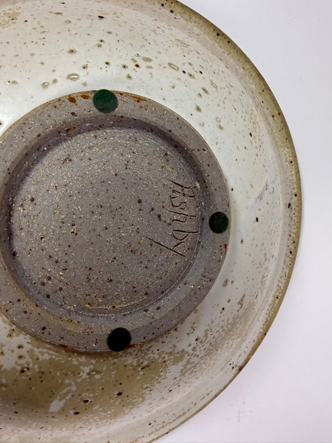 Vintage Signed Ashby Studio Pottery Geometric Carved Speckled Pink Stoneware Bowl 11.5'W [Photo 4]