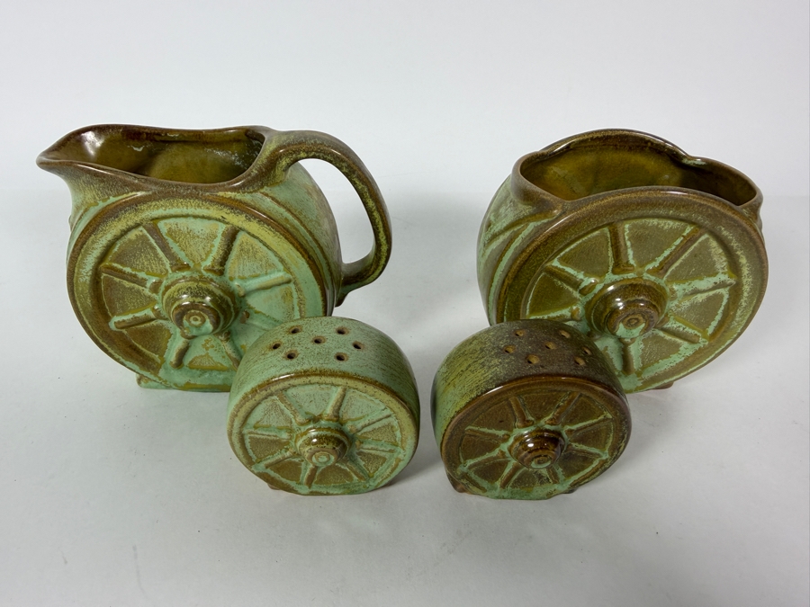 Vintage Frankoma Pottery Wagon Wheel Prairie Green Creamer Sugar Bowl And Salt Pepper Shakers Set [Photo 2]