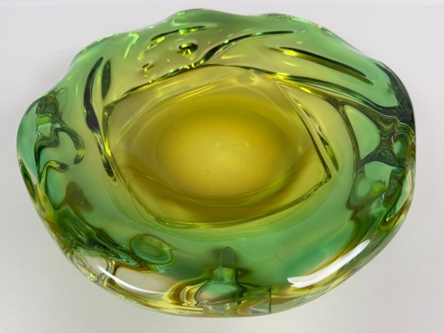Large Vintage Murano Glass Sommerso Bowl 10.25'W X 3'H [Photo 2]