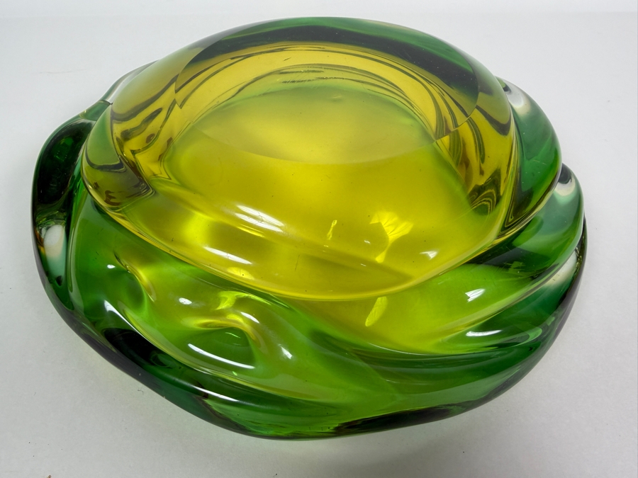 Large Vintage Murano Glass Sommerso Bowl 10.25'W X 3'H [Photo 8]