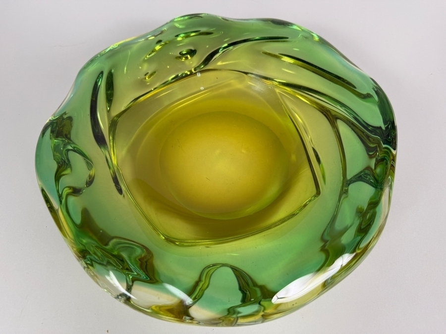 Large Vintage Murano Glass Sommerso Bowl 10.25'W X 3'H [Photo 3]