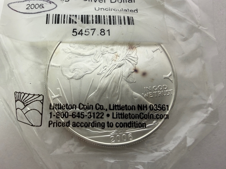 Uncirculated 2006 American Eagle Silver Dollar [Photo 3]