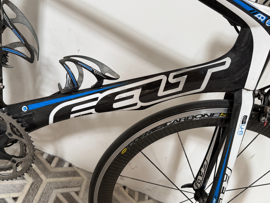 Felt AR1 Aero Carbon Fiber Road Racing Bike, Equipped With SRAM Red Groupset, Mavic Cosmic Carbone SSC Wheelset, And Camouflage Grip Tape Approx 17lbs Retailed For $9,500 [Photo 3]