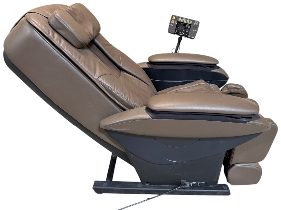 Panasonic Real Pro Ultra EP-MA70 Luxury Heated 3D Massage Chair, Premium Brown Synthetic Leather Full Body Recliner With Mounted Remote Control, 45.3'H Retails $7,000