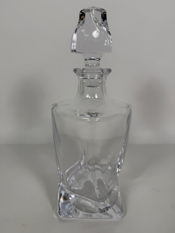 Bohemia Crystal Quadro Twisted Clear Glass Liquor Decanter, Modern Fluid Silhouette Architecture Whisky Carafe With Sculpted Topper, 11'H [Photo 3]
