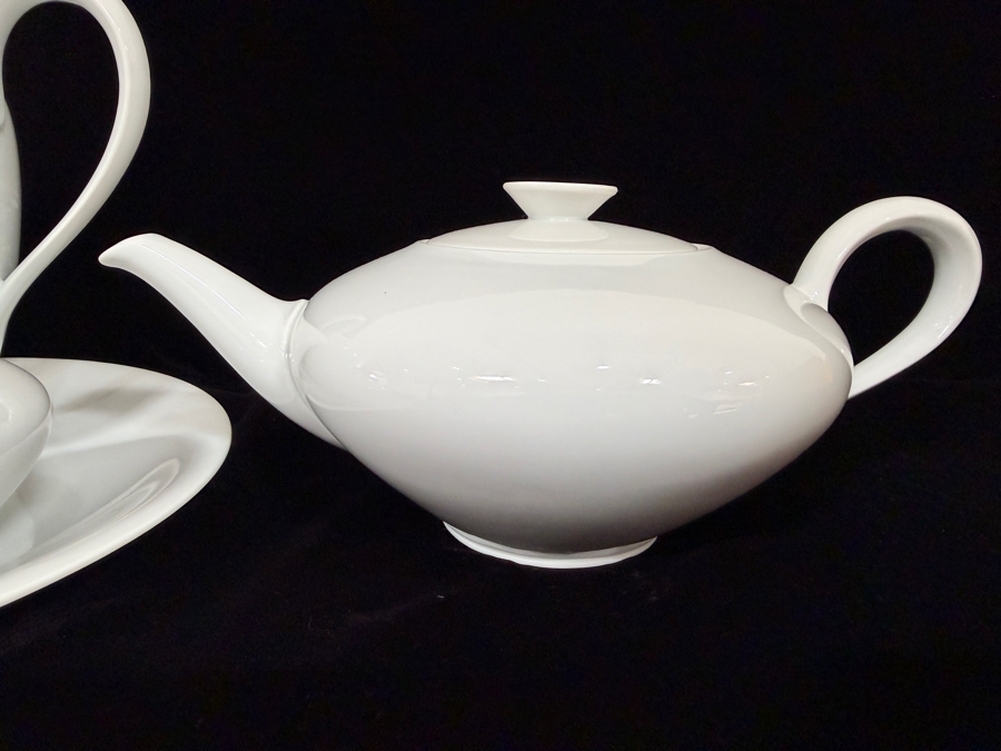 KPM Krister Germany White Porcelain Tea And Coffee Set, Vintage Fine Ceramic Teapots Cups Creamer Sugar Saucers Platter Service [Photo 5]