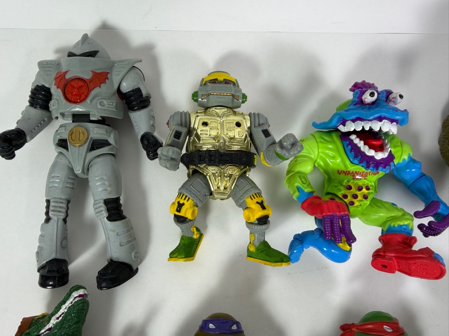 Collection Of Vintage 1980s/90s Action Figures Including Mainly Teenage Mutant Ninja Turtles Action Figures By Playmates [Photo 3]
