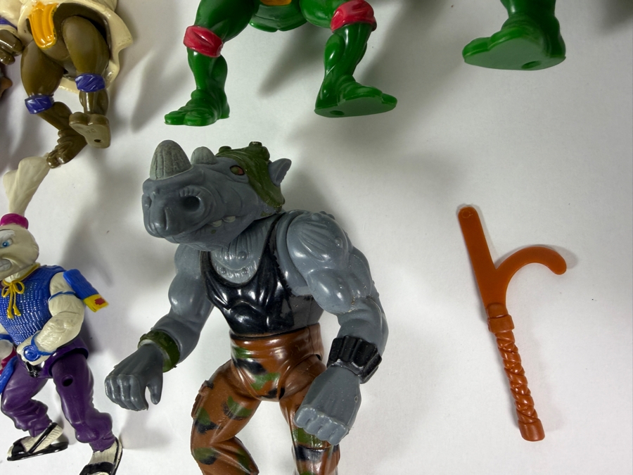 Collection Of Vintage 1980s/90s Action Figures Including Mainly Teenage Mutant Ninja Turtles Action Figures By Playmates [Photo 17]