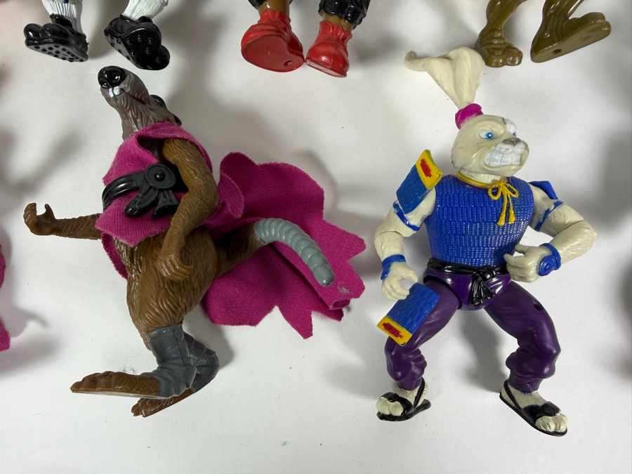 Collection Of Vintage 1980s/90s Action Figures Including Mainly Teenage Mutant Ninja Turtles Action Figures By Playmates [Photo 14]
