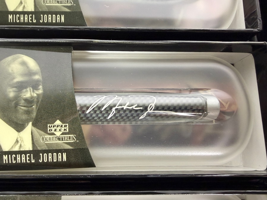 (21) New Michael Jordan Upper Deck Collectibles Signature Series Limited Edition Individually Numbered Collectible Memorabilia Pod Pens By The CDM Company [Photo 3]