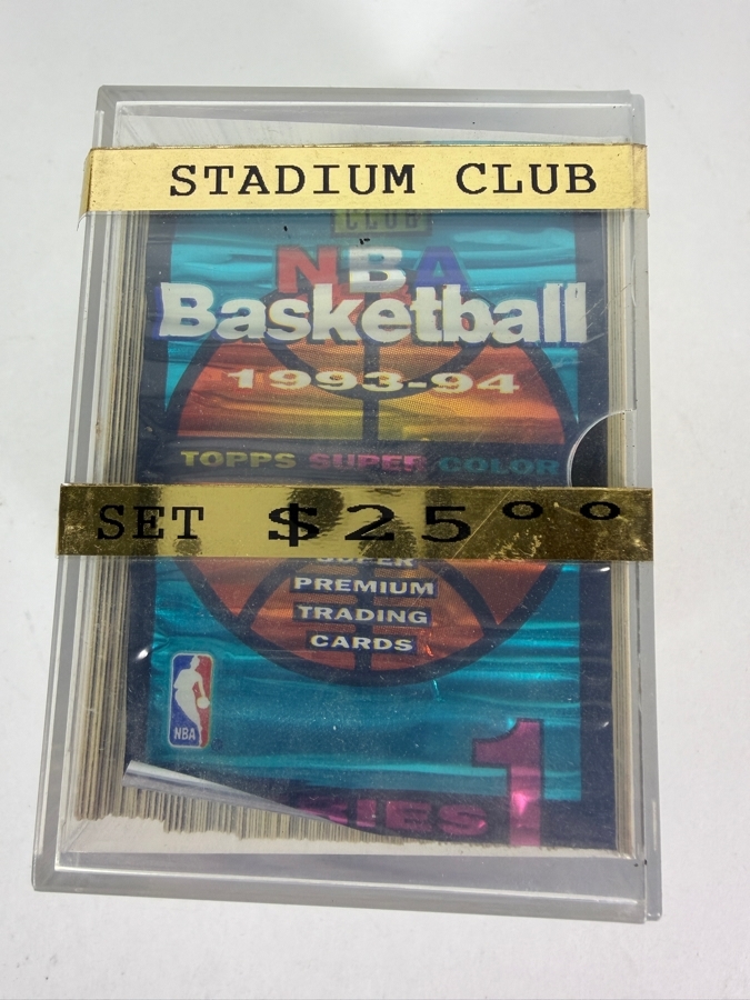 Topps Super Color Stadium Club NBA Basketball 1993-94 Trading Cards Featuring Michael Jordan [Photo 3]