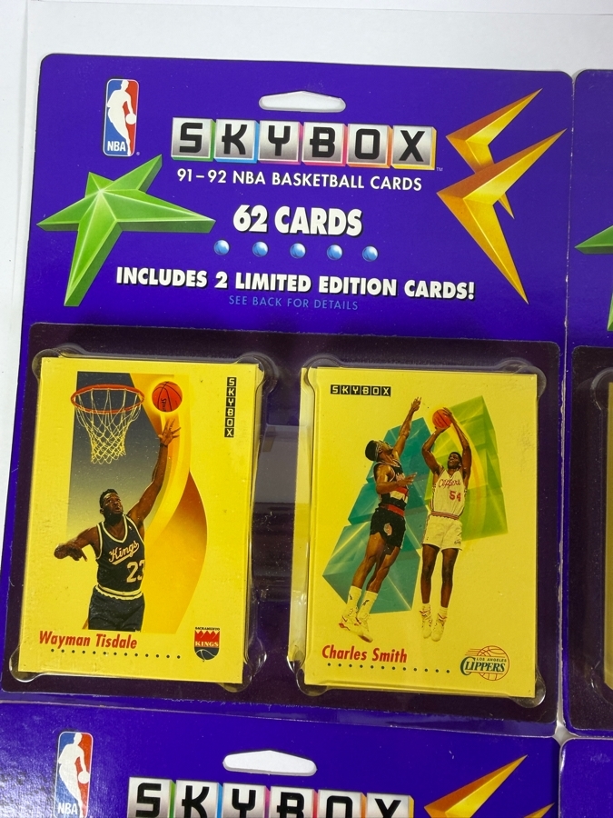 (8) Vintage 1991-92 Factory Sealed Blister Packs Of SkyBox NBA Basketball Cards - 496 Cards Total Featuring Michael Jordan And Earvin Johnson [Photo 12]