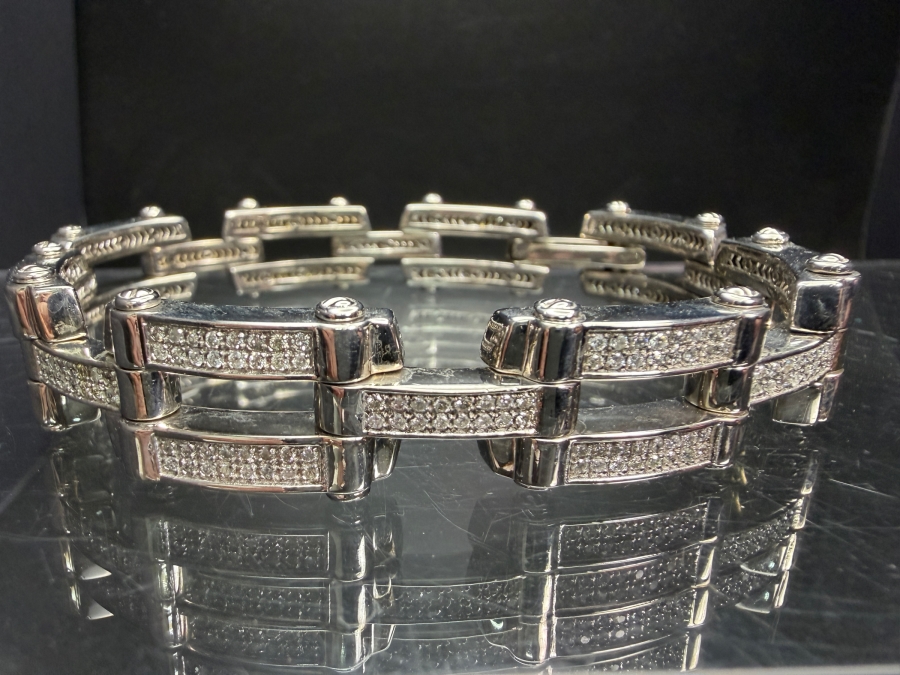 Stunning 14k Gold Bracelet Accented With (424) 1mm Diamonds Est. 2.1cttw 9'L 70.0g Retails $36,000 [Photo 2]