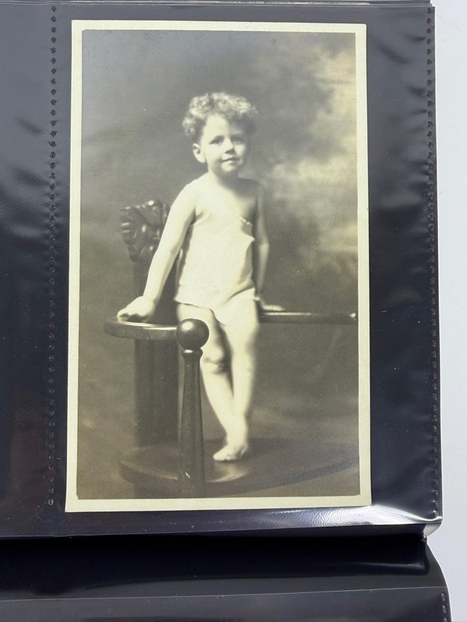Collection Of (330) Vintage Black & White Postcards Mainly Portrait Postcards - See Photos [Photo 5]
