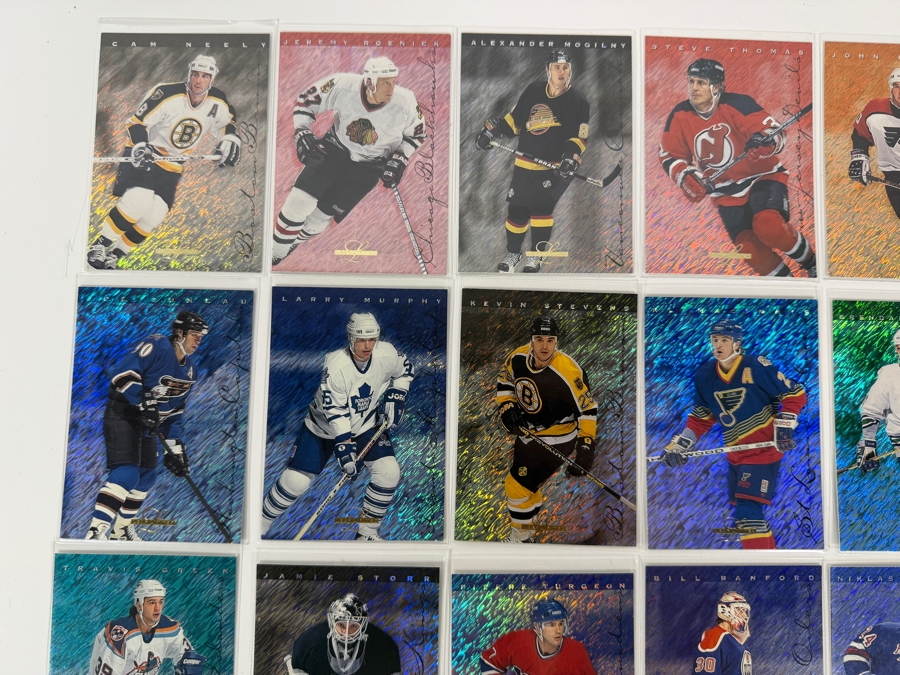(40) 1995-96 Leaf Limited Donruss Holographic Foil NHL Professional Hockey Trading Cards Including Wayne Gretzky [Photo 3]
