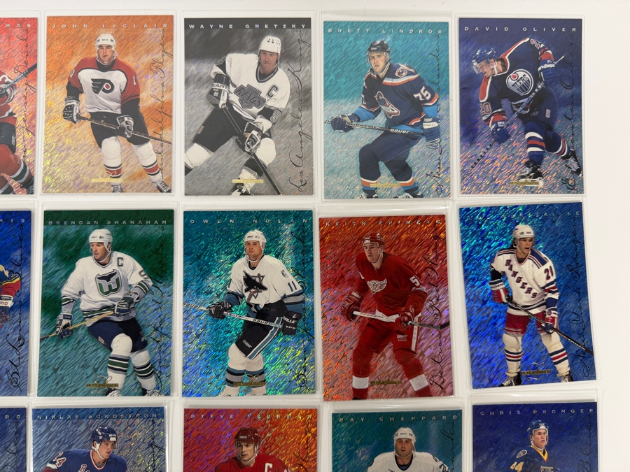 (40) 1995-96 Leaf Limited Donruss Holographic Foil NHL Professional Hockey Trading Cards Including Wayne Gretzky [Photo 4]