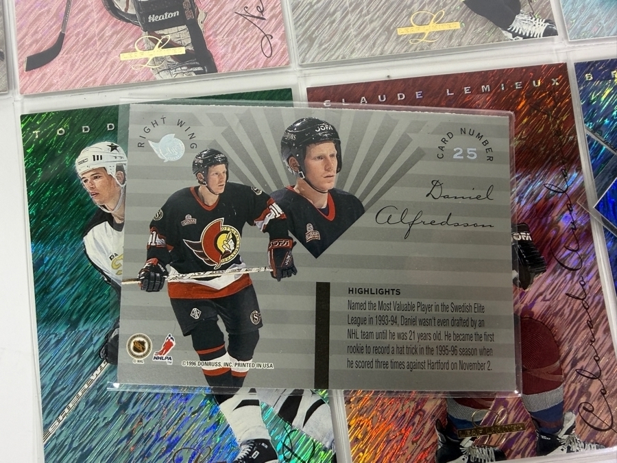 (66) 1995-96 Leaf Limited Donruss Holographic Foil NHL Professional Hockey Trading Cards Including Mark Messier [Photo 4]