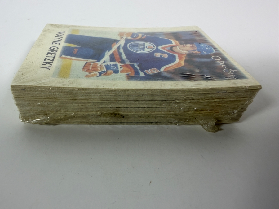 Factory Sealed 1987-88 O-Pee-Chee NHL Professional Hockey Mini Trading Cards [Photo 2]