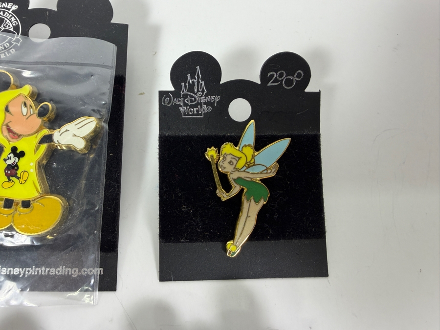 (6) Vintage Collectible Walt Disney Trading Pins [Photo 3]