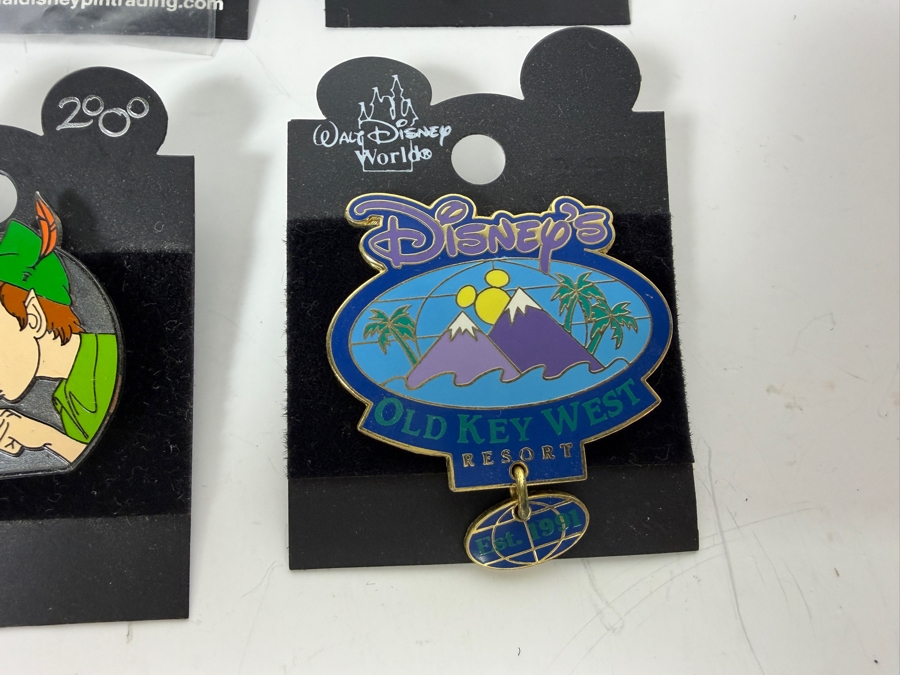 (6) Vintage Collectible Walt Disney Trading Pins [Photo 5]